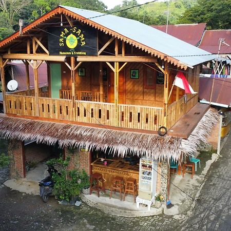 Sama Sama Homestay & Trekking Only Stay Here Book Trekking And Transport With Us بوكيت لاوانج المظهر الخارجي الصورة