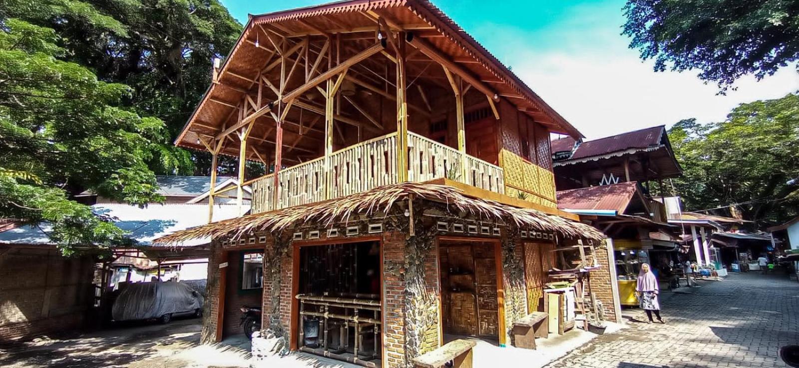 Sama Sama Homestay & Trekking Only Stay Here Book Trekking And Transport With Us بوكيت لاوانج المظهر الخارجي الصورة