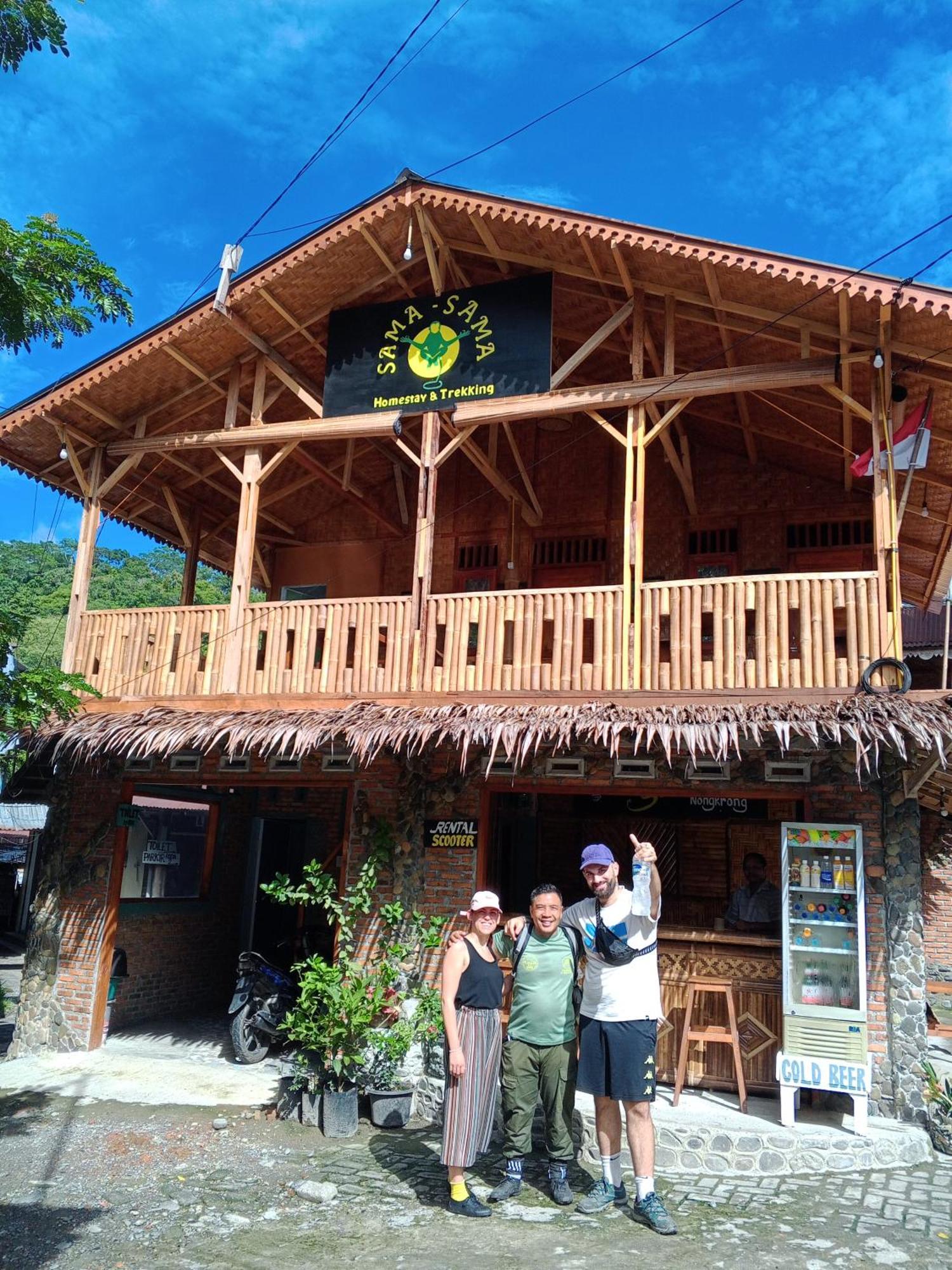 Sama Sama Homestay & Trekking Only Stay Here Book Trekking And Transport With Us بوكيت لاوانج المظهر الخارجي الصورة