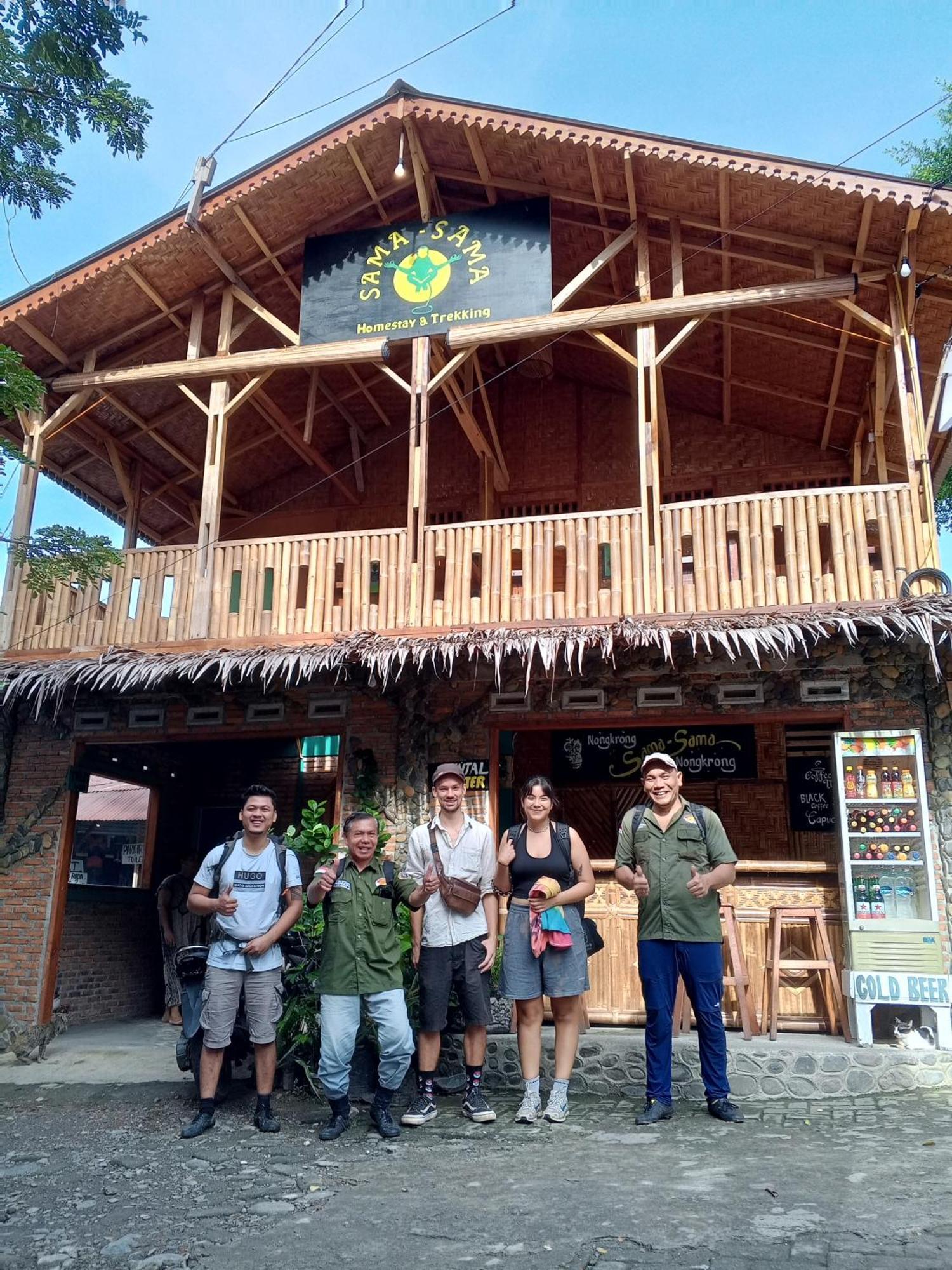 Sama Sama Homestay & Trekking Only Stay Here Book Trekking And Transport With Us بوكيت لاوانج المظهر الخارجي الصورة